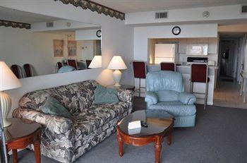 Cape Winds Resort ケープ・カナベラル エクステリア 写真